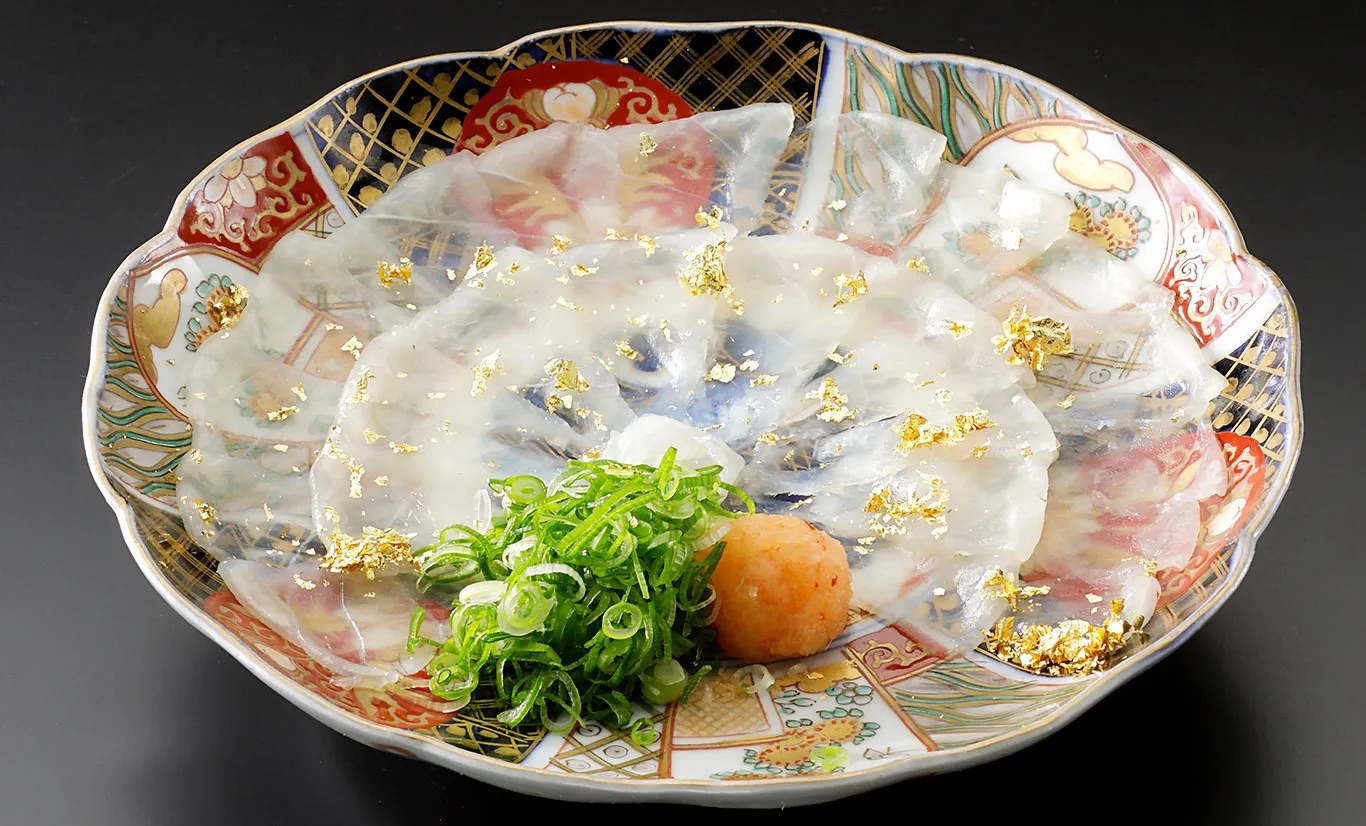 とらふぐの会 てっさ（ふぐ刺し）の大皿